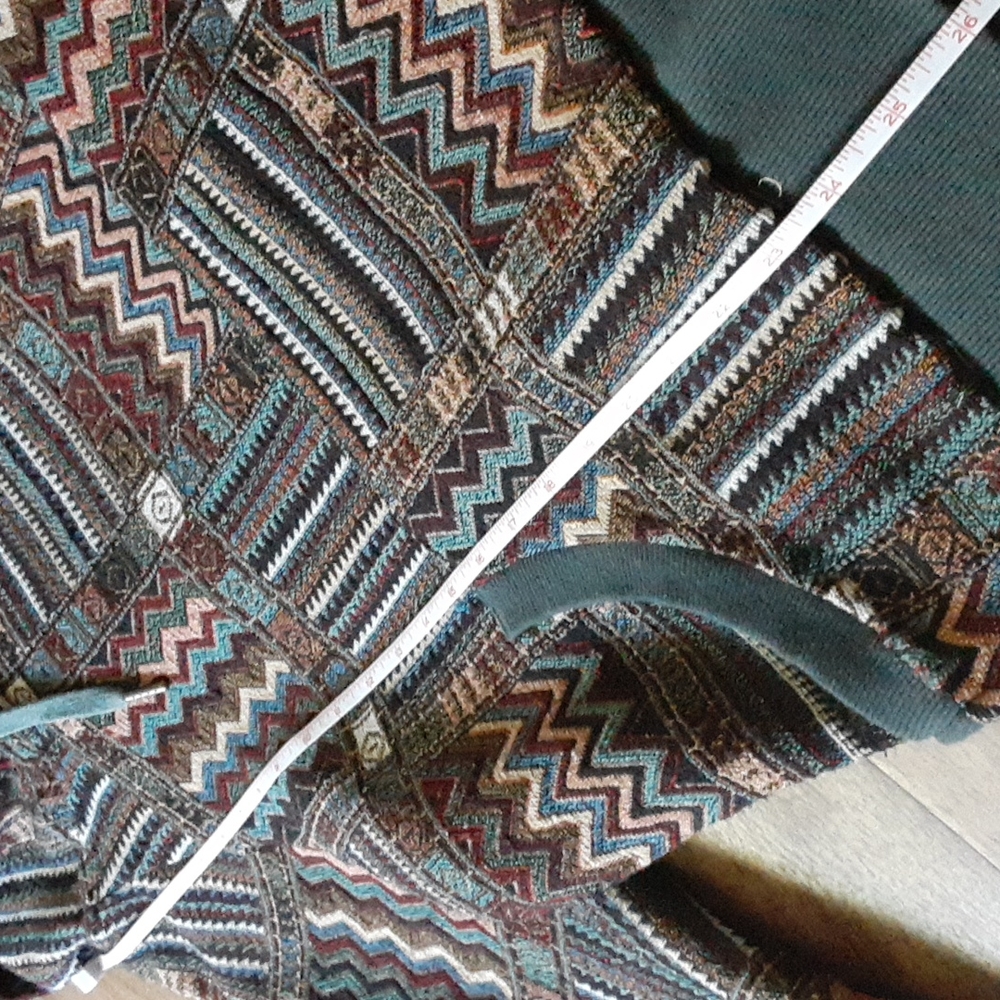 Oddi Pullover - Picture 14 of 15